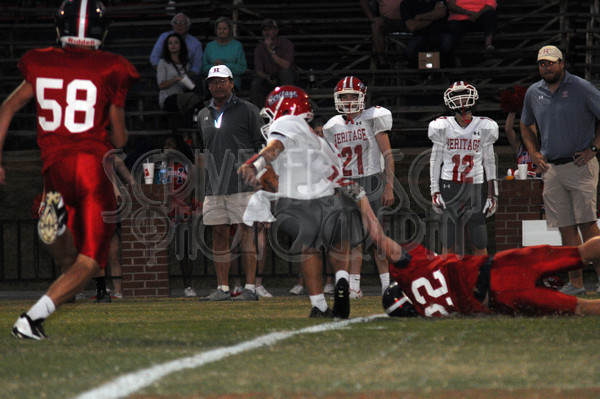 9-29 WA vs. HA JH 023.JPG - SCRIVENER D300